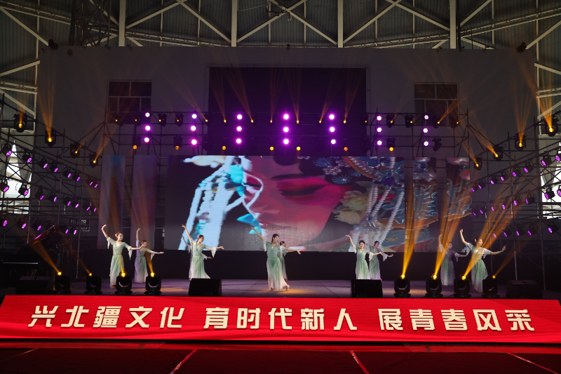 2024年艺术节.JPG