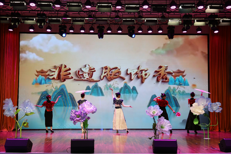 立德树人成果展示会.JPG